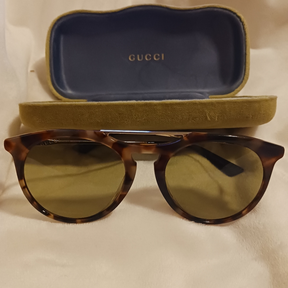 Gucci sunglasses